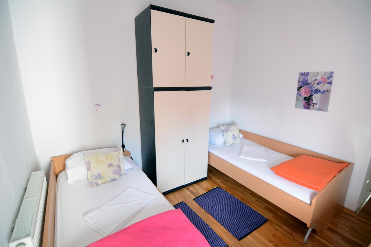 Apartments And Rooms Trsje Zagreb Exterior foto