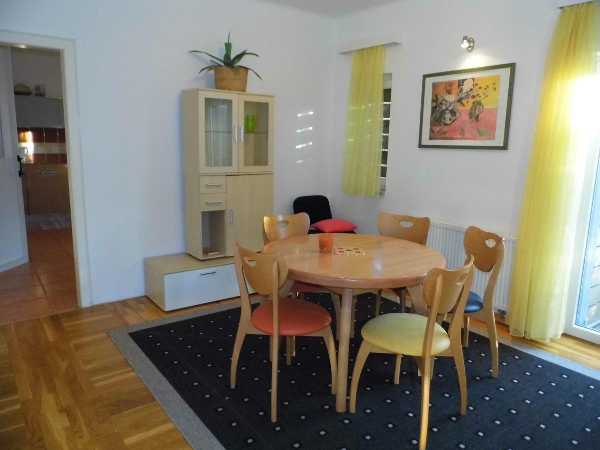 Apartments And Rooms Trsje Zagreb Exterior foto