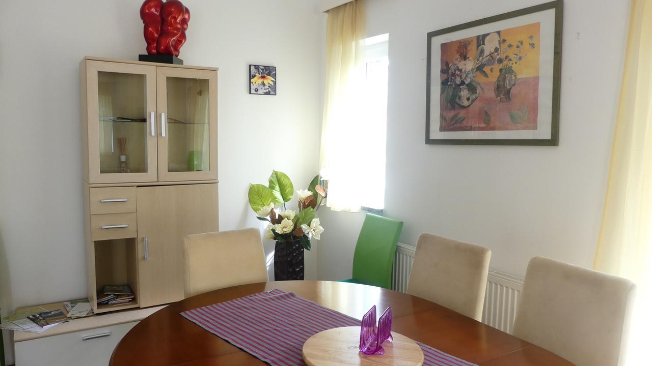 Apartments And Rooms Trsje Zagreb Exterior foto